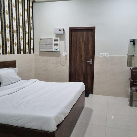 Vrindavan Bhakti Bhavan- Near Prem Mandir By Mukund Hotel Екстериор снимка