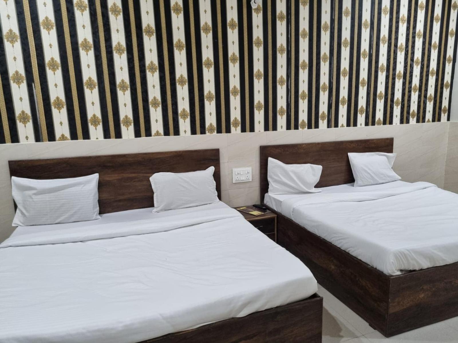 Vrindavan Bhakti Bhavan- Near Prem Mandir By Mukund Hotel Екстериор снимка